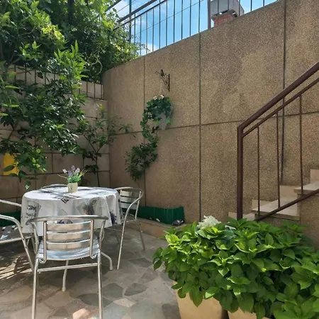 Sun And Sea 3-2 * Makarska