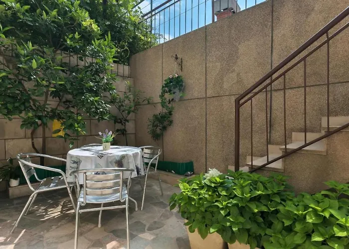 Sun And Sea 3-2 * Макарска